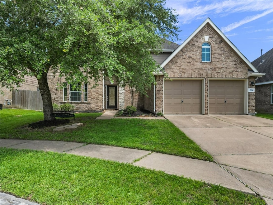 4714 High Creek Ct, Alvin, TX 77511 - photo 1