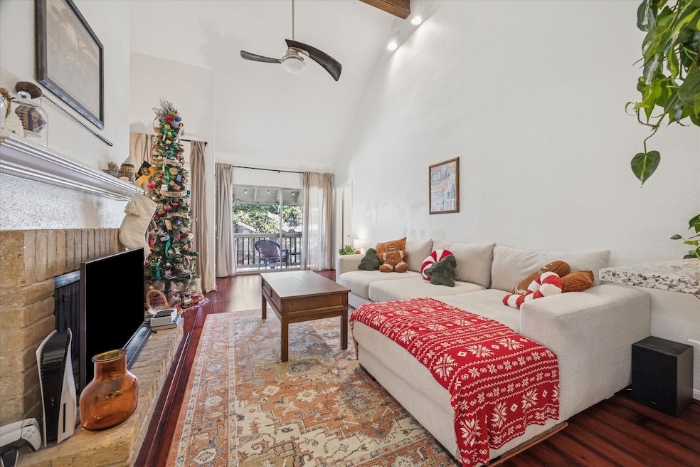 2100 Tanglewilde St unit 318, Houston, TX 77063 - photo 1