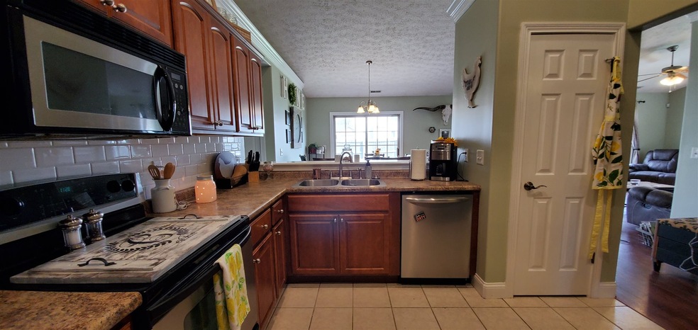 504 Plantation Way, Lafayette, IN 47909 - photo 1