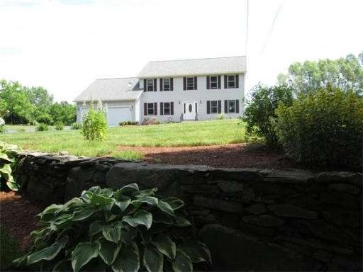 14 Whiting Rd, Oxford, MA 01540 - photo 1