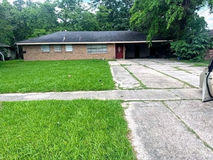 3076 Elgin St, Baton Rouge, LA 70805 - photo 1