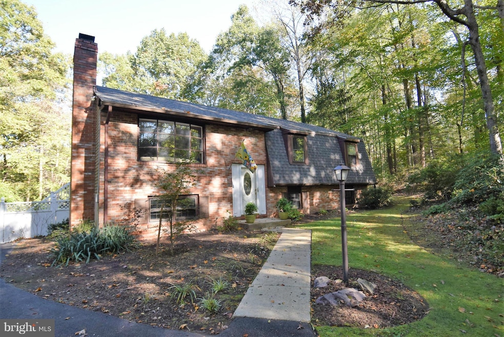 2117 Hallmark Dr, Gambrills, MD 21054 - photo 1