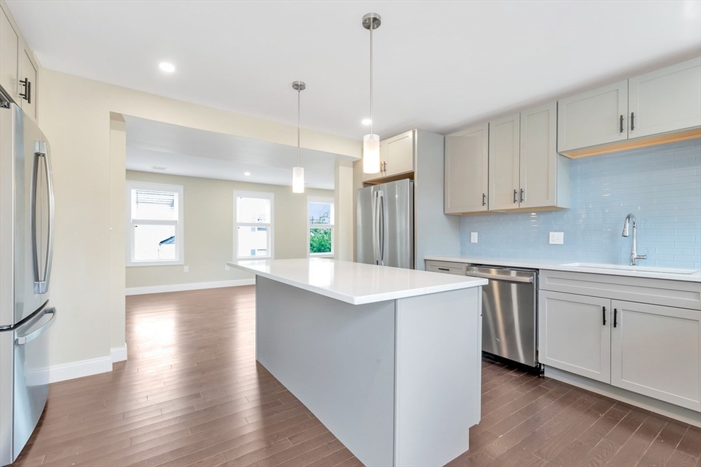 73-75 Lexington St unit 2, Waltham, MA 02452 - photo 1