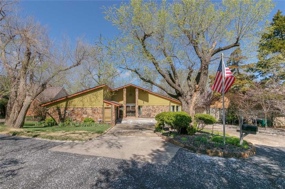 4813 Sterling Ct, Oklahoma City, OK 73122 - photo 1