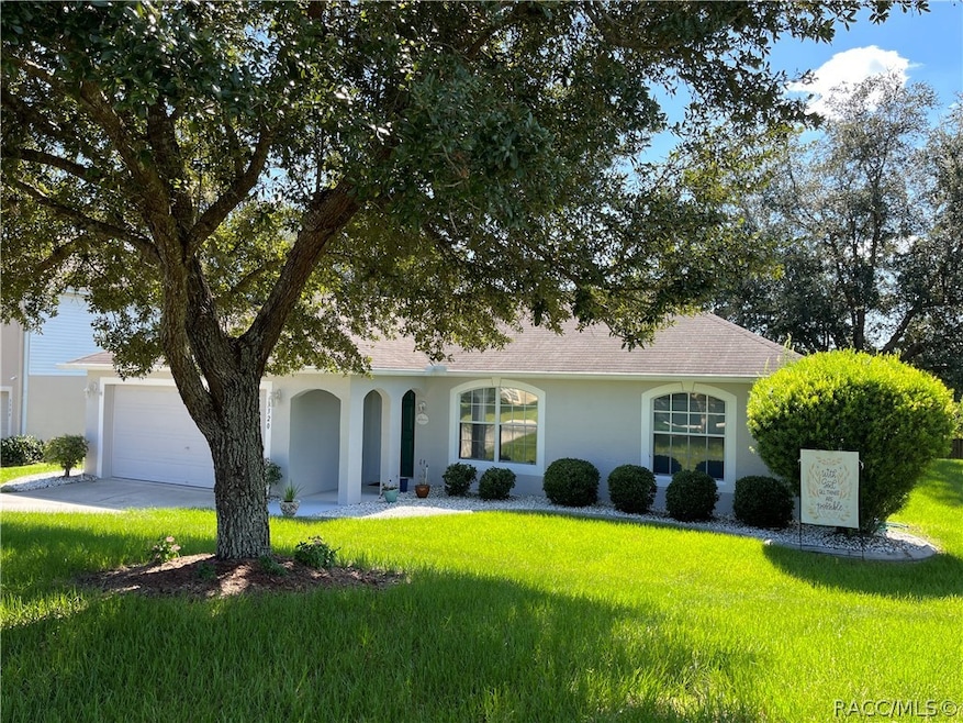 3320 N Burroughs Path, Beverly Hills, FL 34465 - photo 1