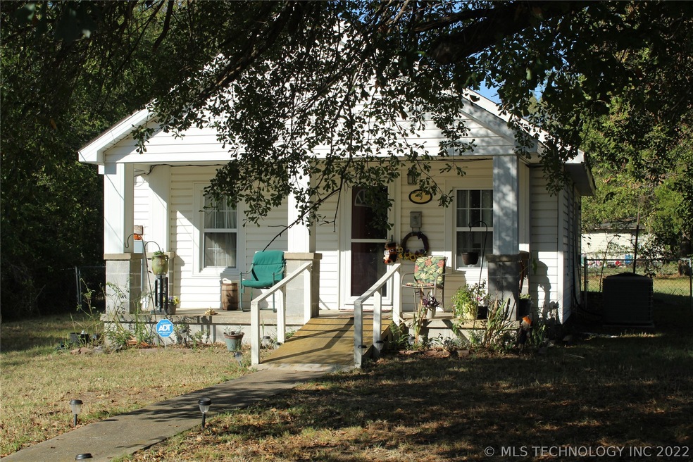 9 W Creek Ave, McAlester, OK 74501 - photo 1