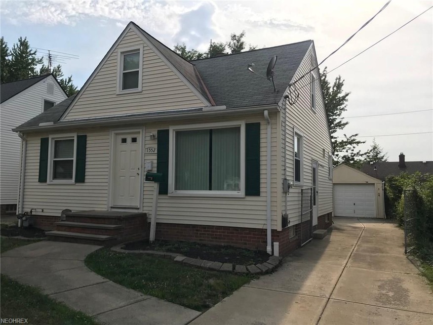 1552 Mapledale Rd, Wickliffe, OH 44092 - photo 1