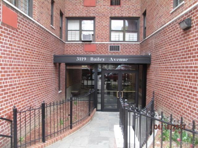 3119 Bailey Ave unit 4J, Bronx, NY 10463 - photo 1