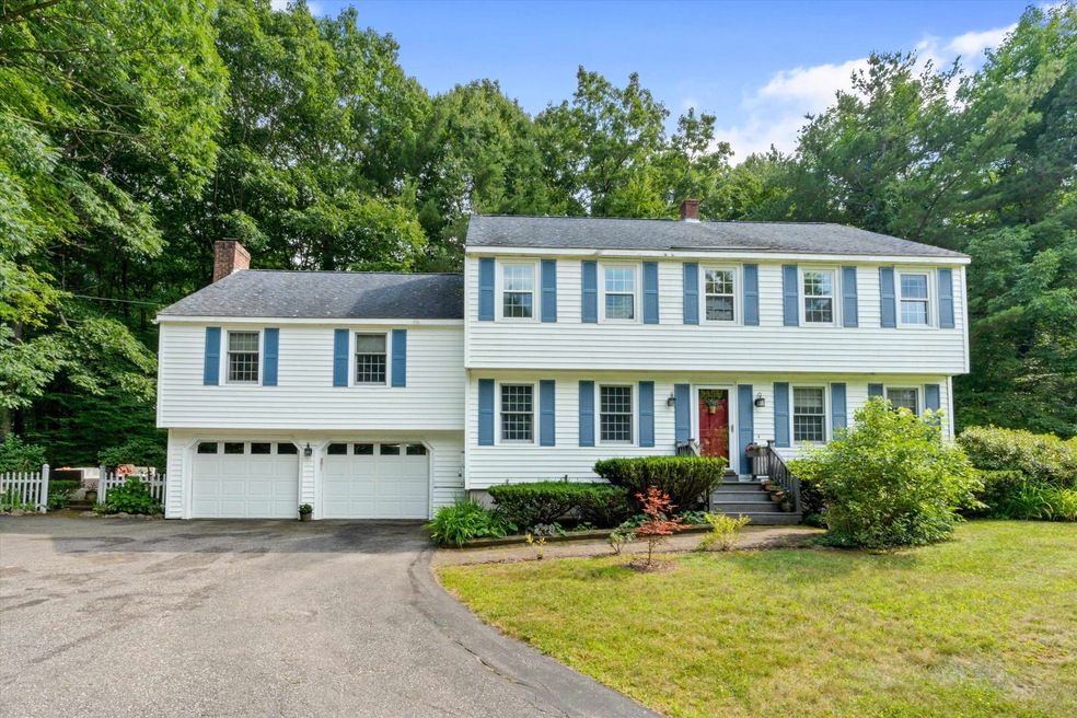 19 Camelot Dr, Bedford, NH 03110 - photo 1