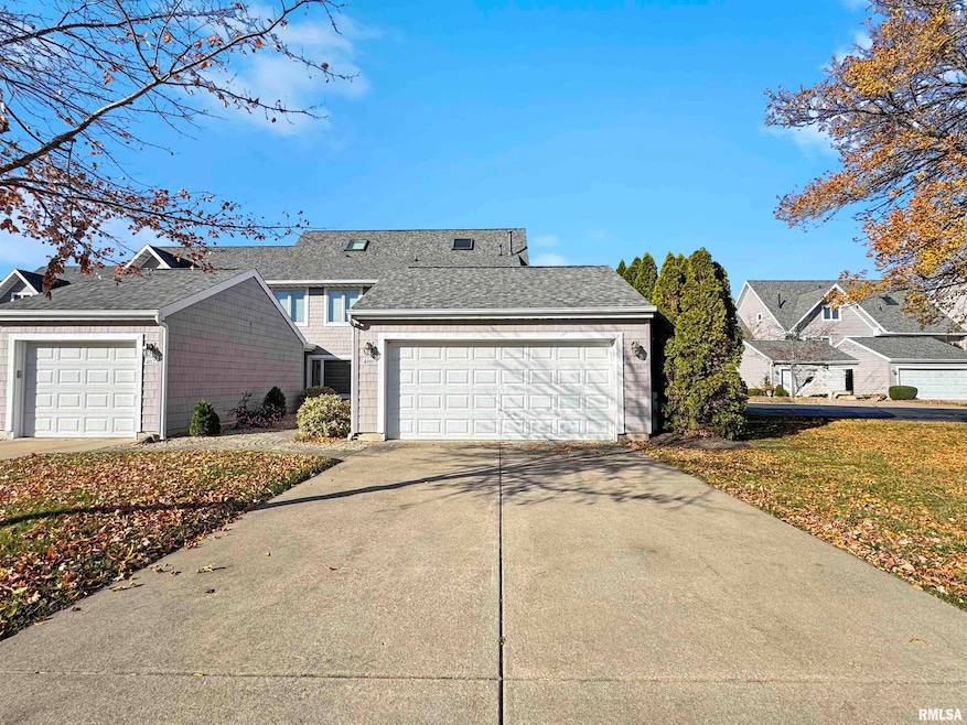 For Sale $349,900 • Co-Listing Agent