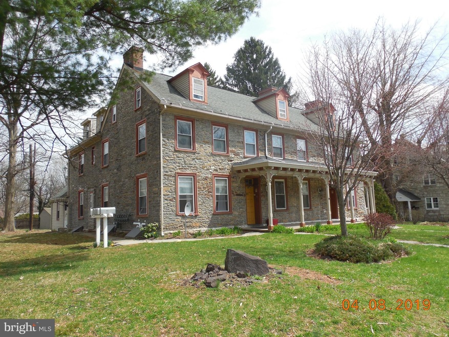 401 S Main St, Quakertown, PA 18951 - photo 1