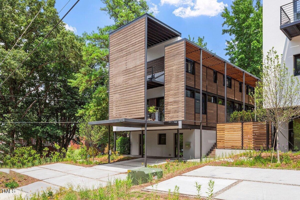 922 Tower St, Raleigh, NC 27607 - photo 1