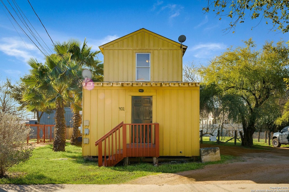 418 Clay St unit 401, San Antonio, TX 78204 - photo 1