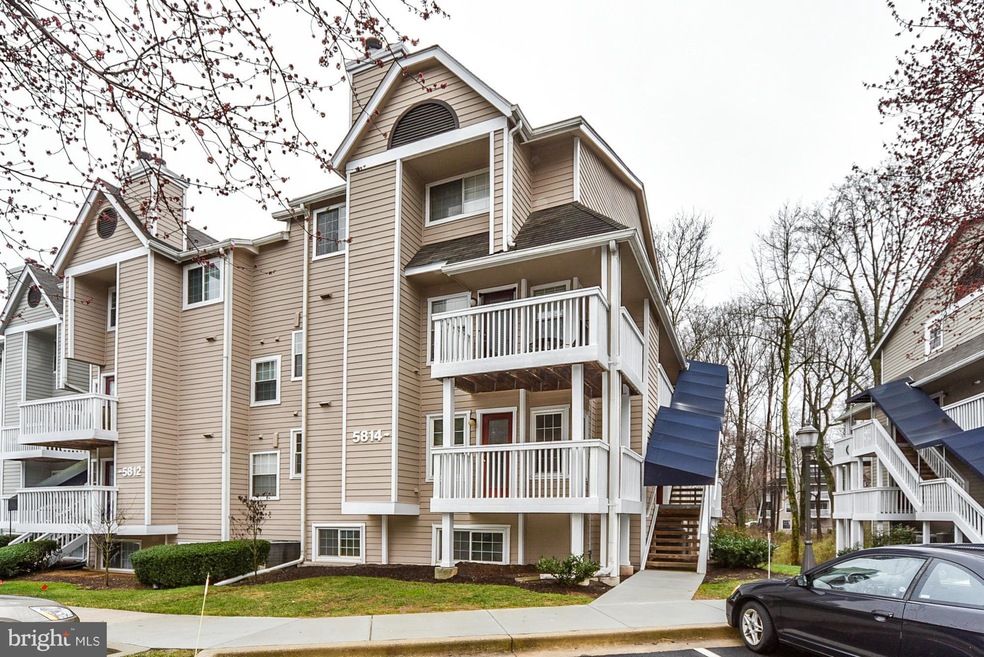 5814 Inman Park Cir unit 801, Rockville, MD 20852 - photo 1