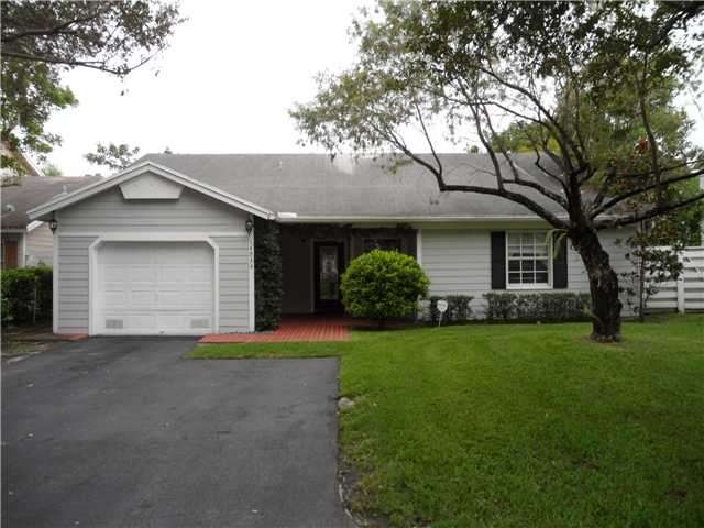 14933 SW 141st Place, Miami, FL 33186 - photo 1