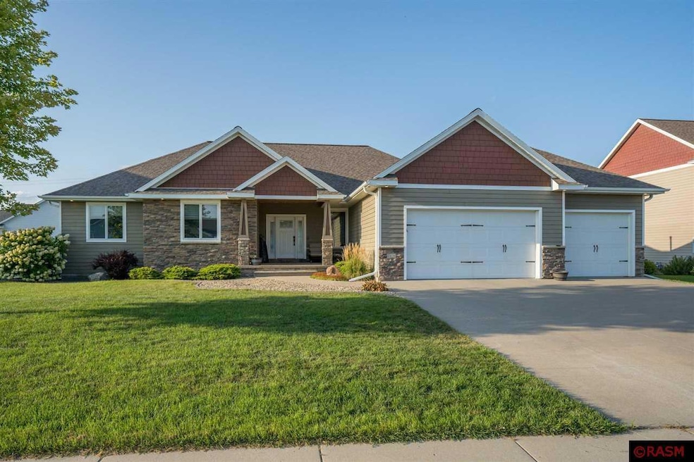 Sold $607,000 • Co-Listing Agent