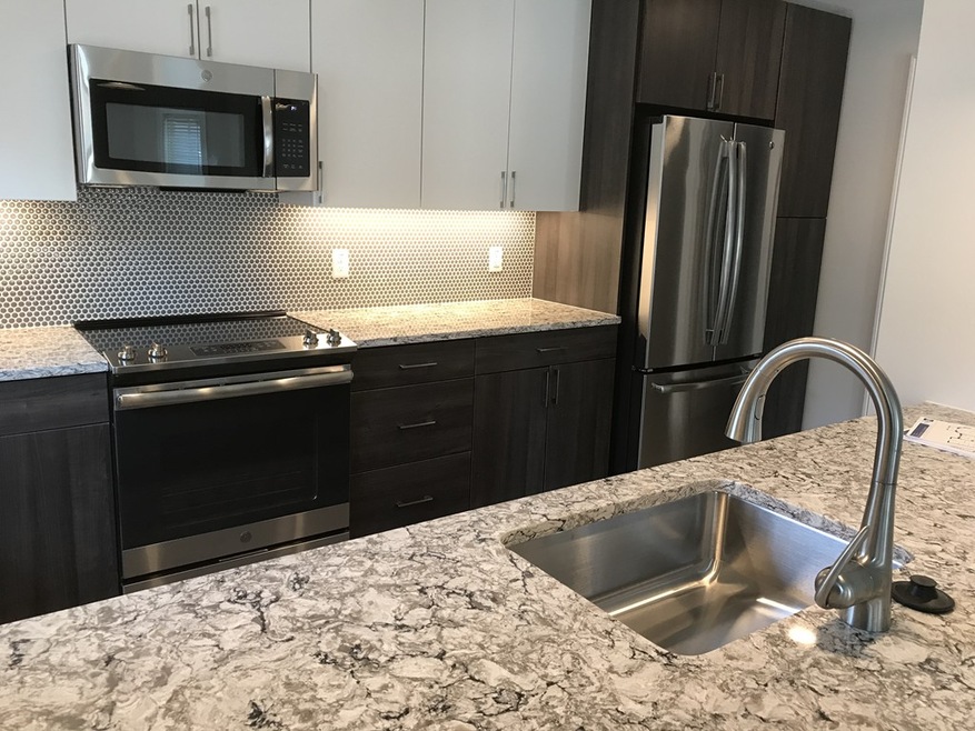 160 Cambridge St unit 103, Burlington, MA 01803 - photo 1