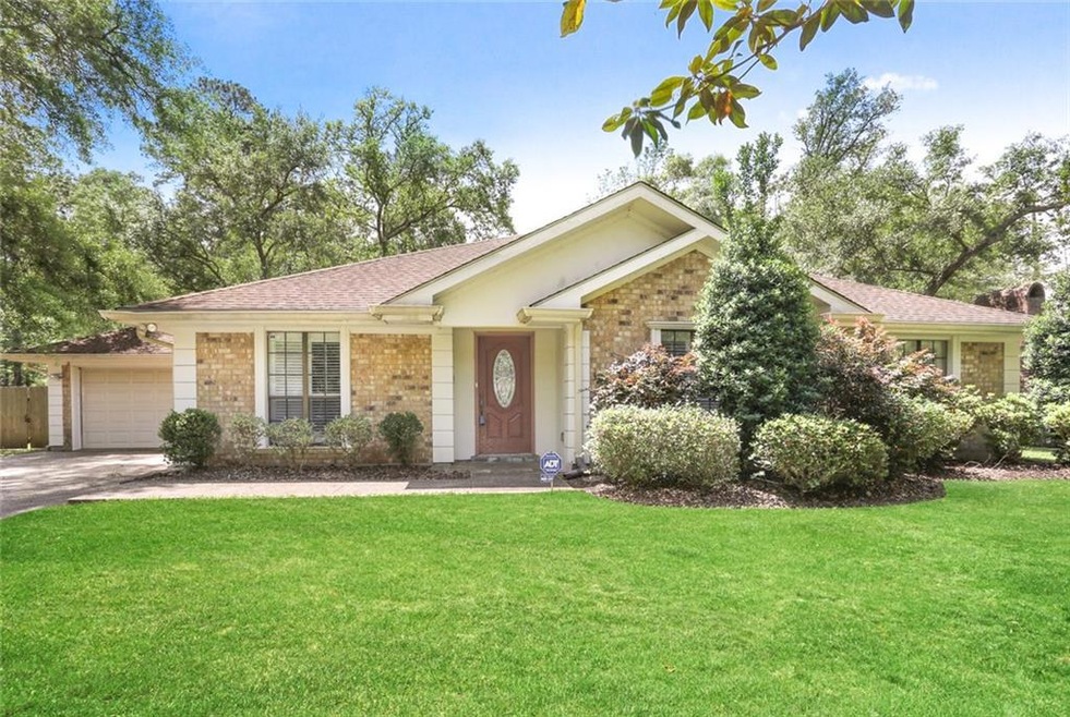 280 Cross Gates Blvd, Slidell, LA 70461 - photo 1