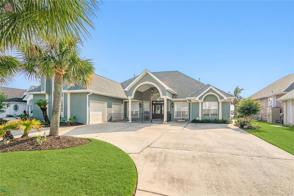 1142 Clipper Dr, Slidell, LA 70458 - photo 1