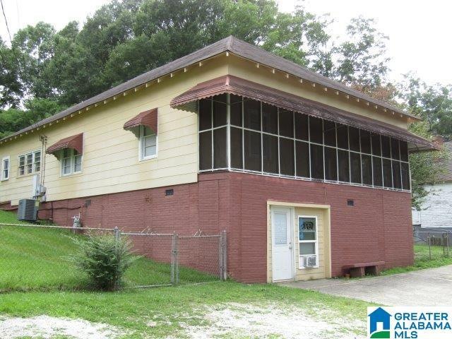 135 Mulberry St, Roanoke, AL 36274 - photo 1
