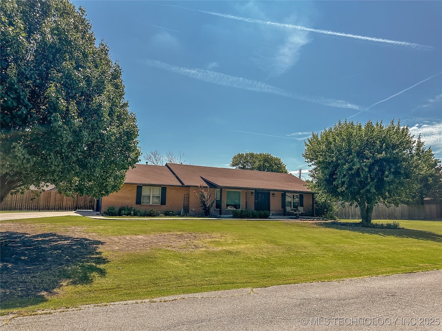 4319 S 200th East Ave, Broken Arrow, OK 74014 - photo 1