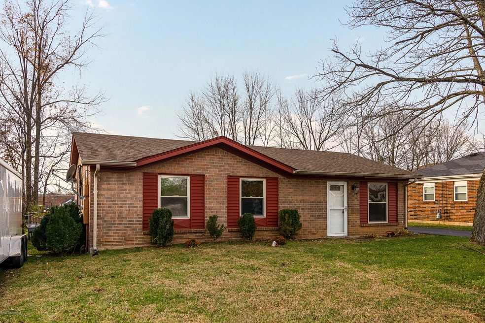 8000 Grenelle Dr, Louisville, KY 40228 - photo 1