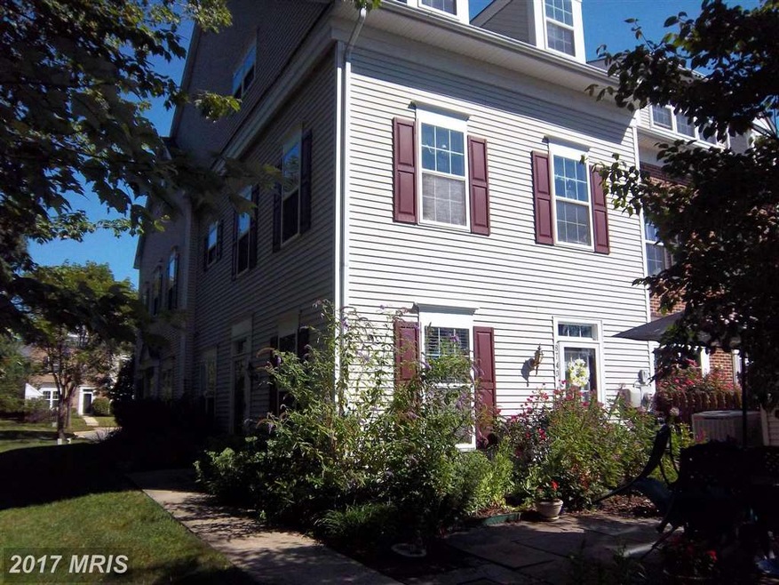 8740 Green Field Ct, Odenton, MD 21113 - photo 1