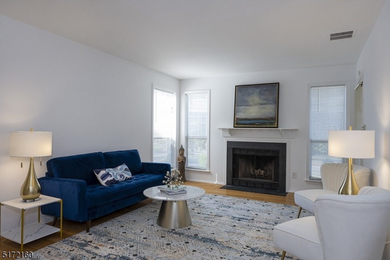 531 Clubhouse-10 unit 10, Union Twp., NJ 07083 - photo 1