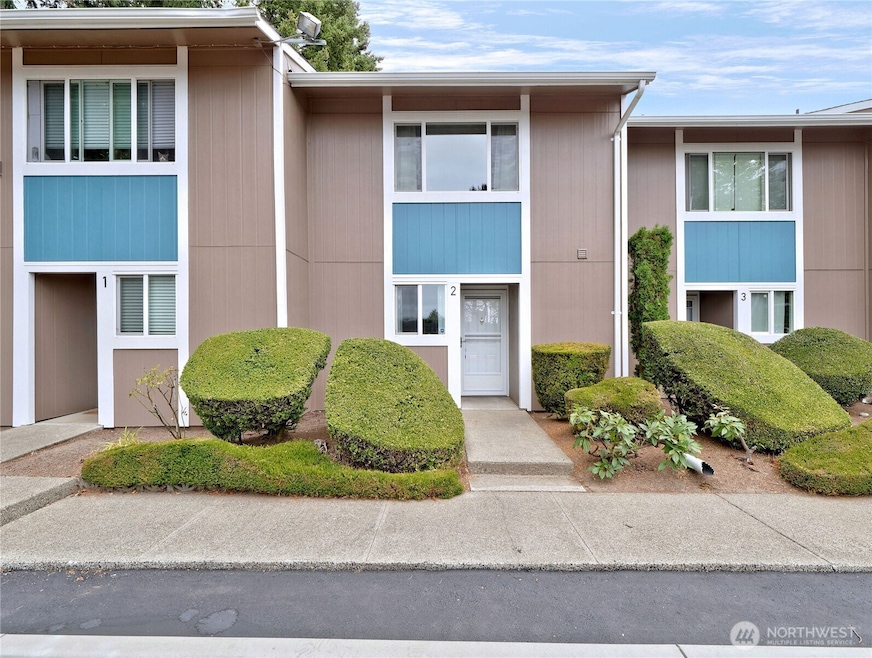 Kenthill Townhouse Condominiums