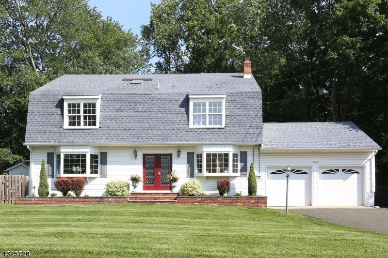 995 Pines Terrace, Franklin Lakes, NJ 07417 - photo 1