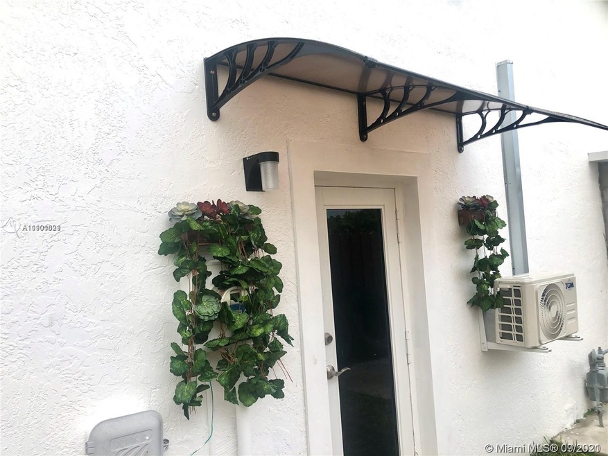 14541 SW 150th St unit 1, Miami, FL 33186 - photo 1