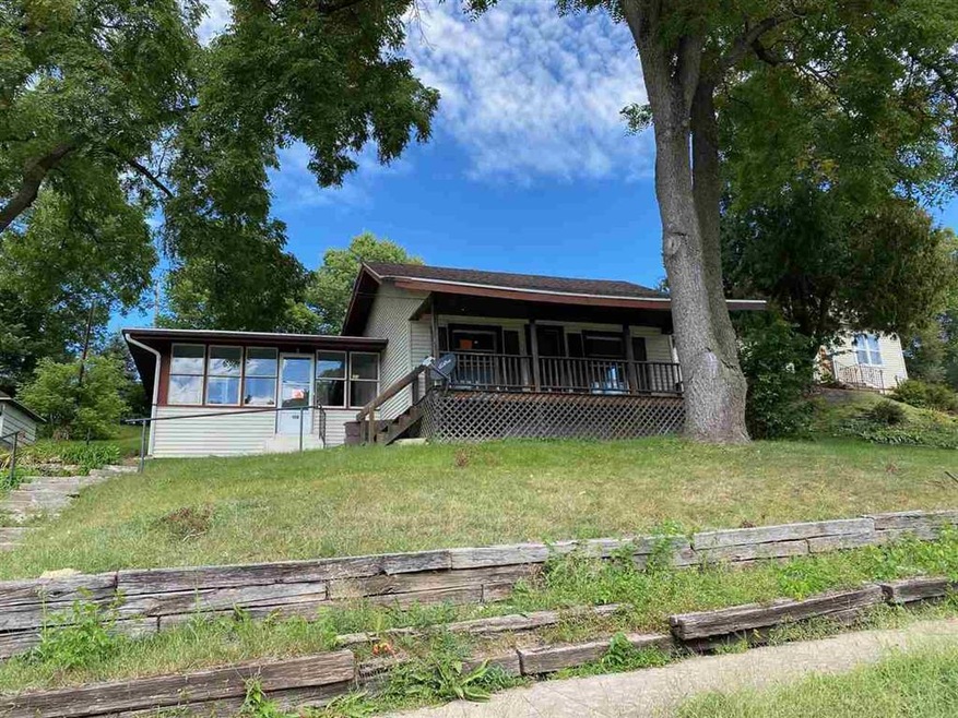 150 N Main St, Potosi, WI 53820 - photo 1