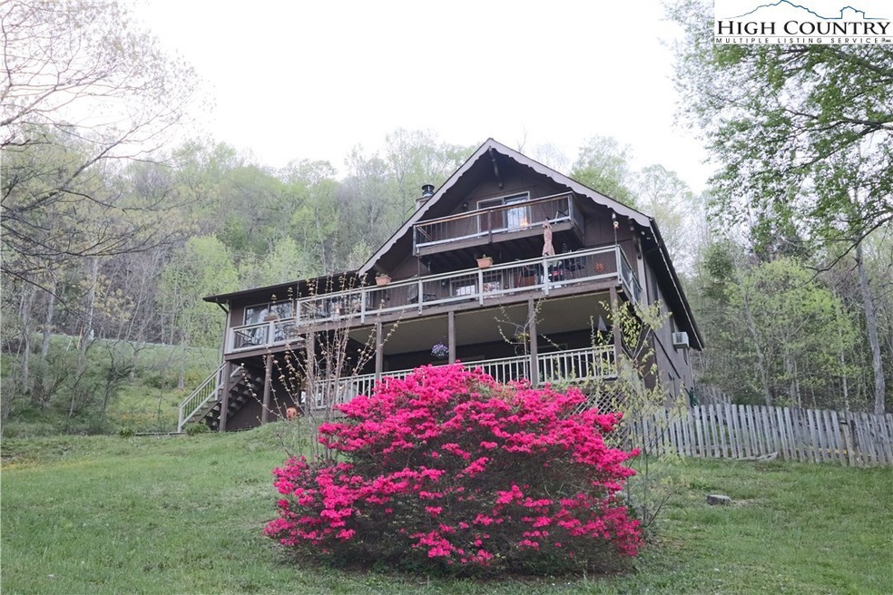 11777 Nc Highway 105 S, Banner Elk, NC 28604 - photo 1