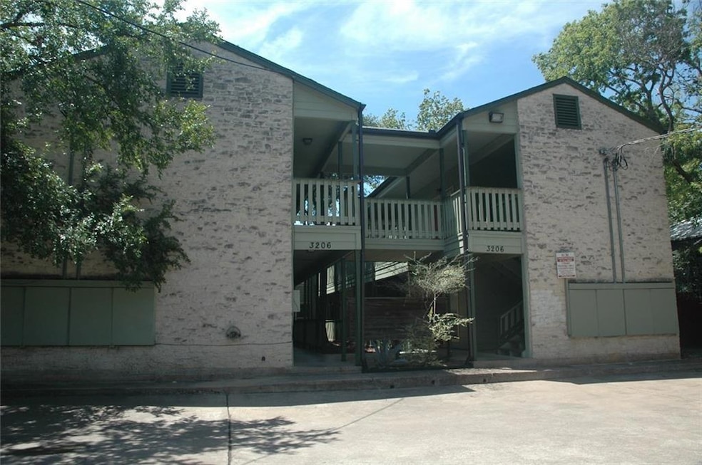 3206 King St unit 202, Austin, TX 78705 - photo 1