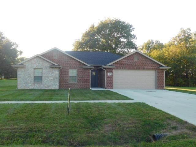 707 N Ruby 034