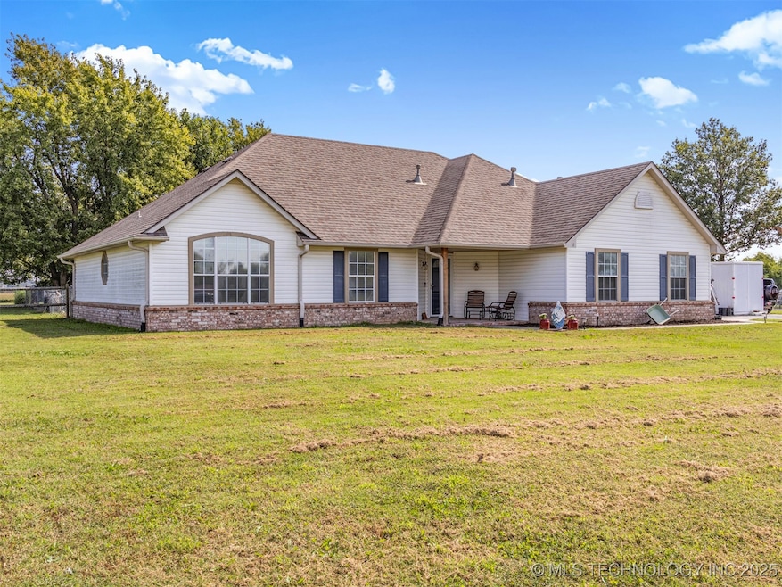 20145 S River Ranch Rd W, Claremore, OK 74019 - photo 1