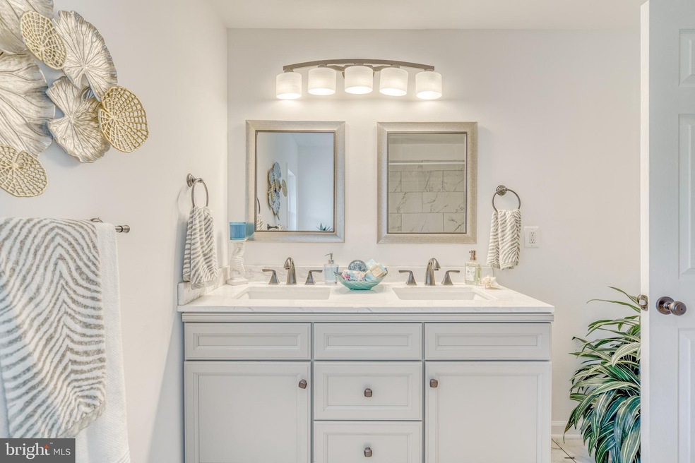 329 Klee Mill Rd, Sykesville, MD 21784 - photo 1