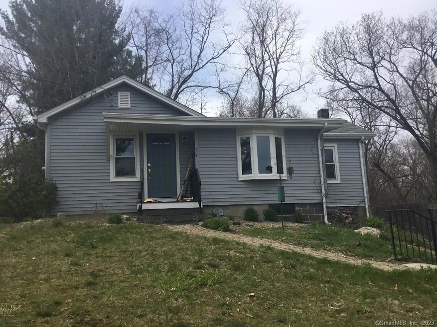 71 W Shore Dr, Enfield, CT 06082 - photo 1