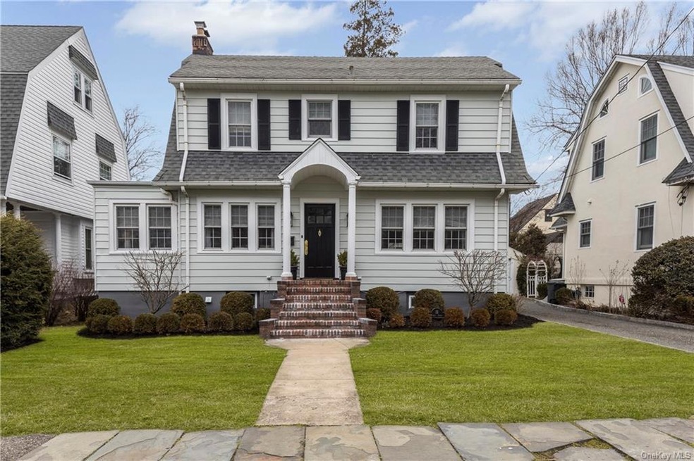 13 Hobart St, Bronxville, NY 10708 - photo 1