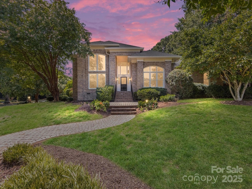 Sold $1,832,500 • Co-Listing Agent