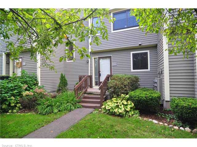 Exterior Front. Bright Townhouse at Wynfield! 3 be