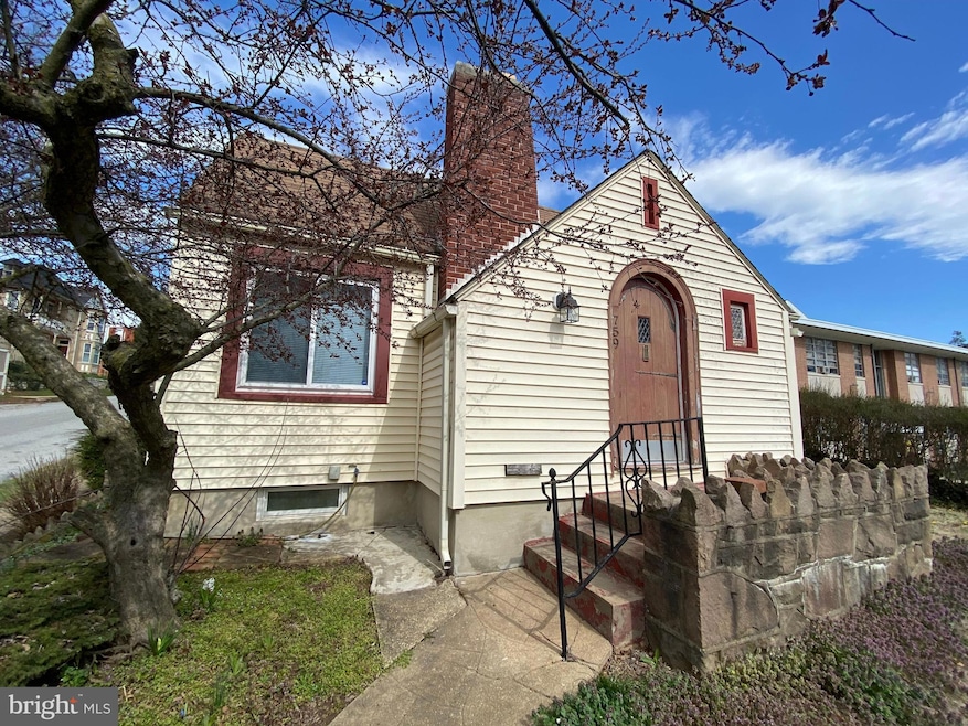 For Rent $1,095/month