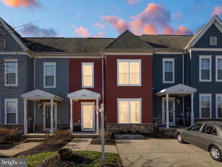 5040 Kimi Gray Ct SE, Washington, DC 20019 - photo 1