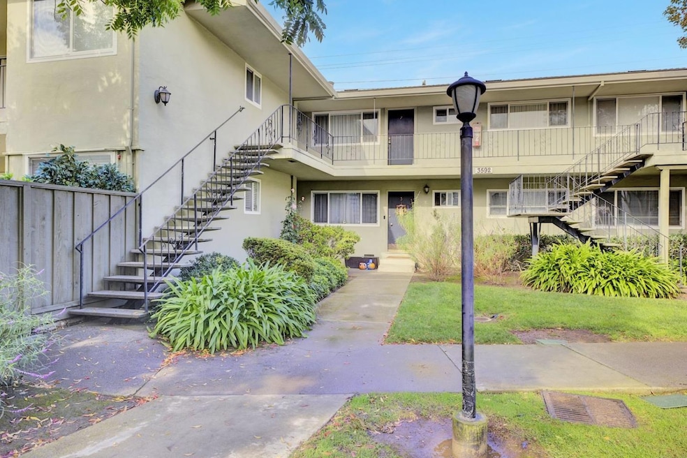 3592 Payne Ave unit 6, San Jose, CA 95117 - photo 1