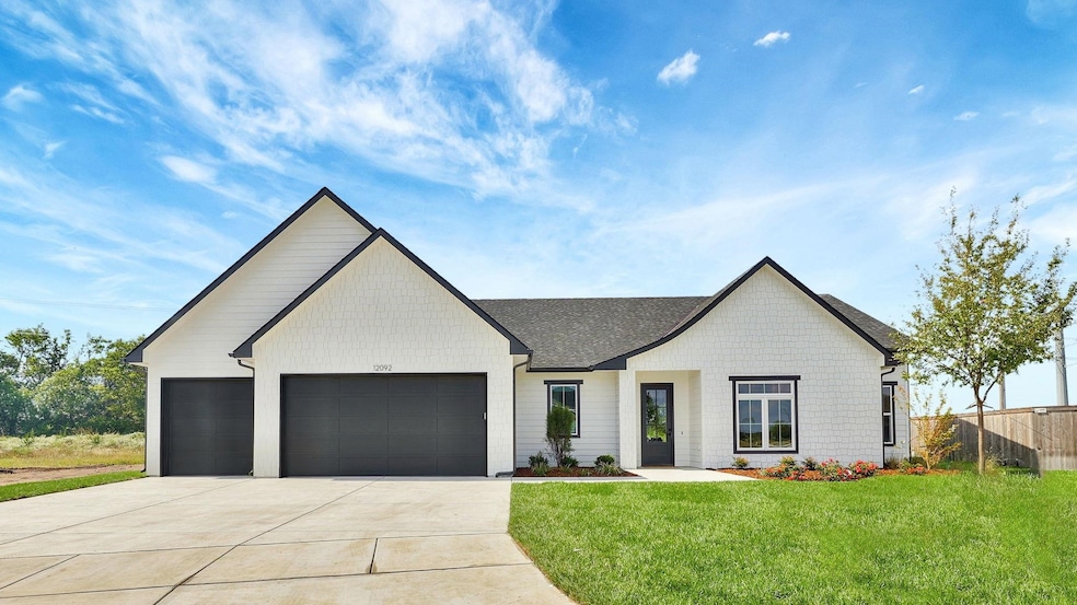 12092 E Shadowridge St, Wichita, KS 67226 - photo 1