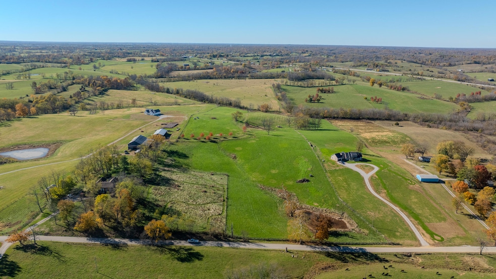 1765 B Leesburg Newtown Rd, Paris, KY 40361 - photo 1