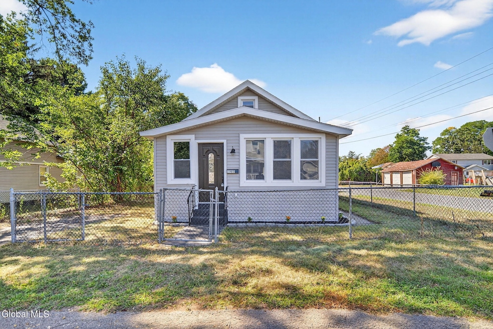 2905 Plunkett Ave, Schenectady, NY 12306 - photo 1