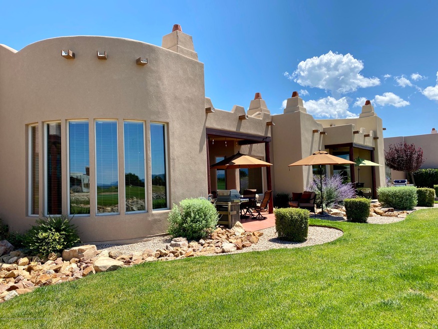 220 Pueblo Loop