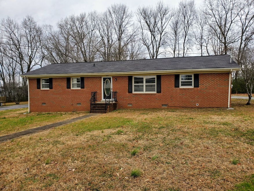 1311 Birch St, Shelbyville, TN 37160 - photo 1