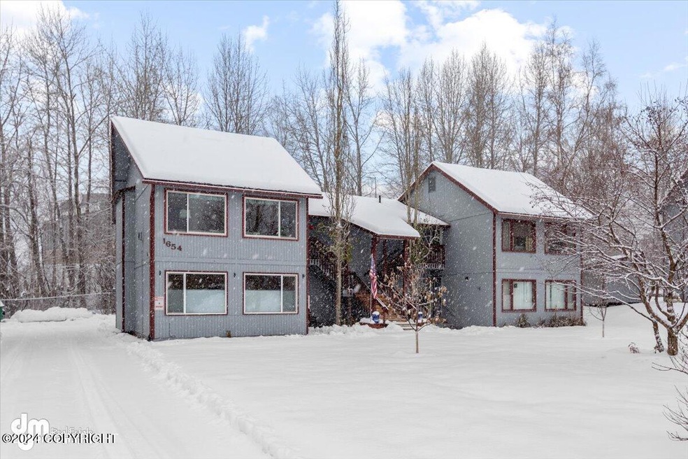 01-Exterior Front_KI_028